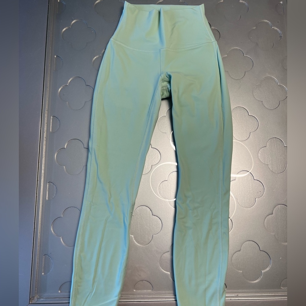 Lululemon align 25